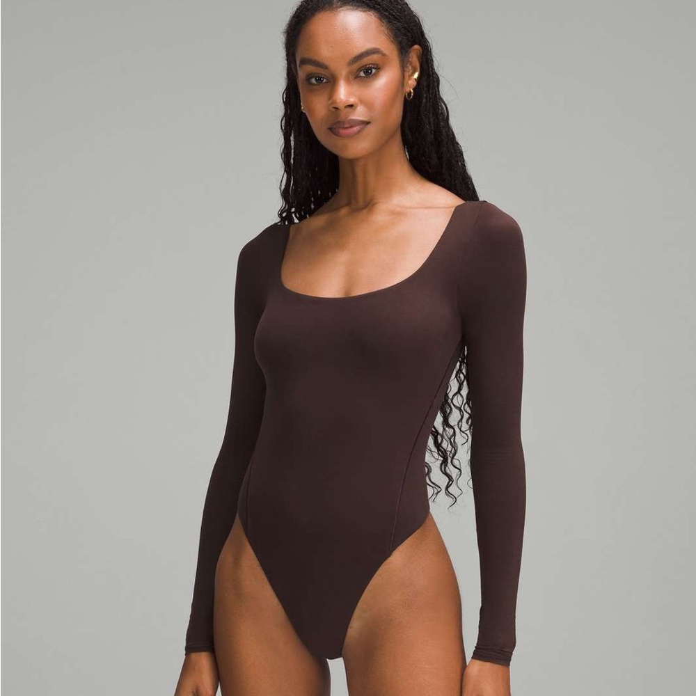 Nulu Square Neck Long Sleeve